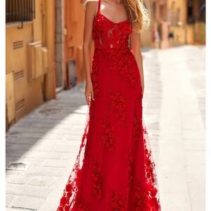 Alamour the label Magda small, Elegant Red Floral Evening Gown
